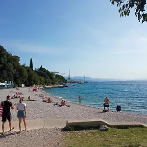 https://guesthouse-gasho.primorje-gorskikotar.com