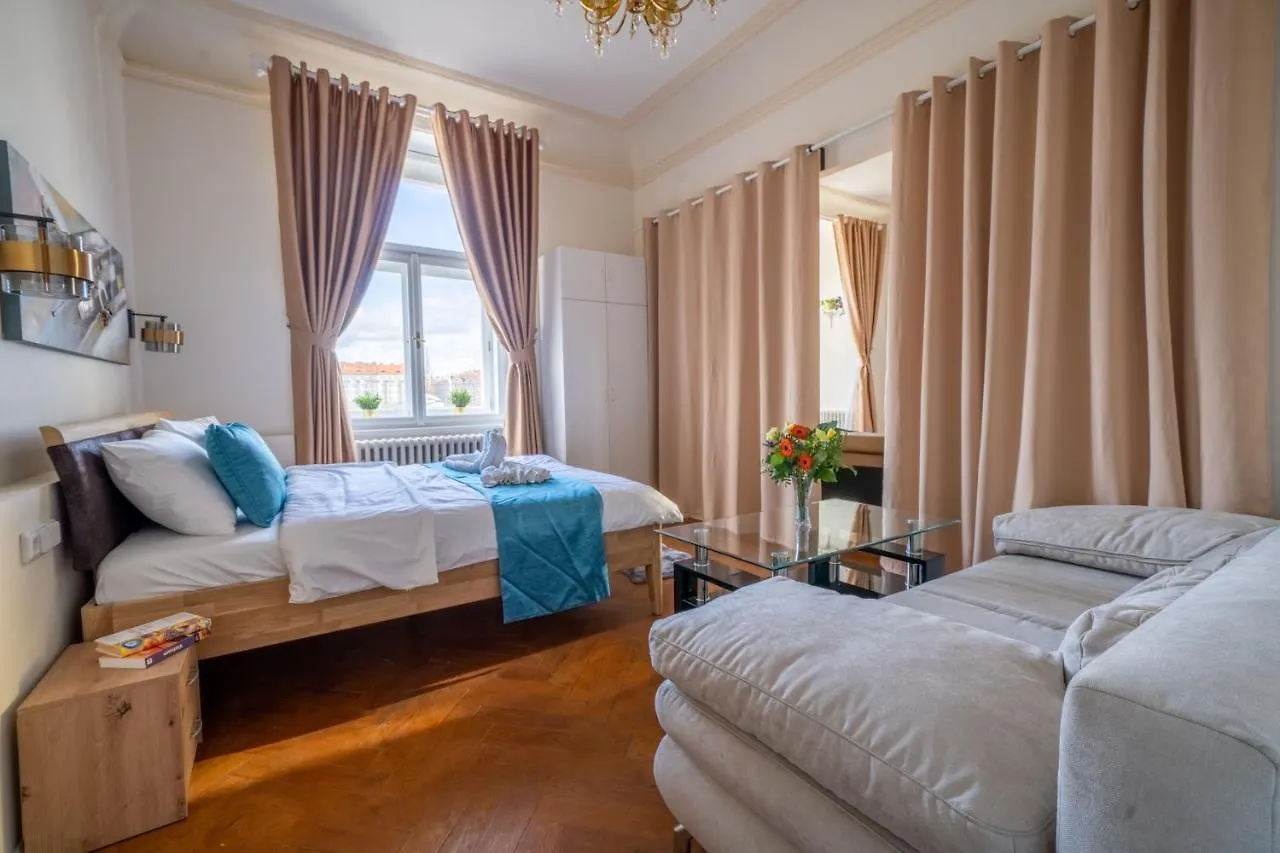 Exclusive Apartment With A View Of Prague Castle And Vltava River