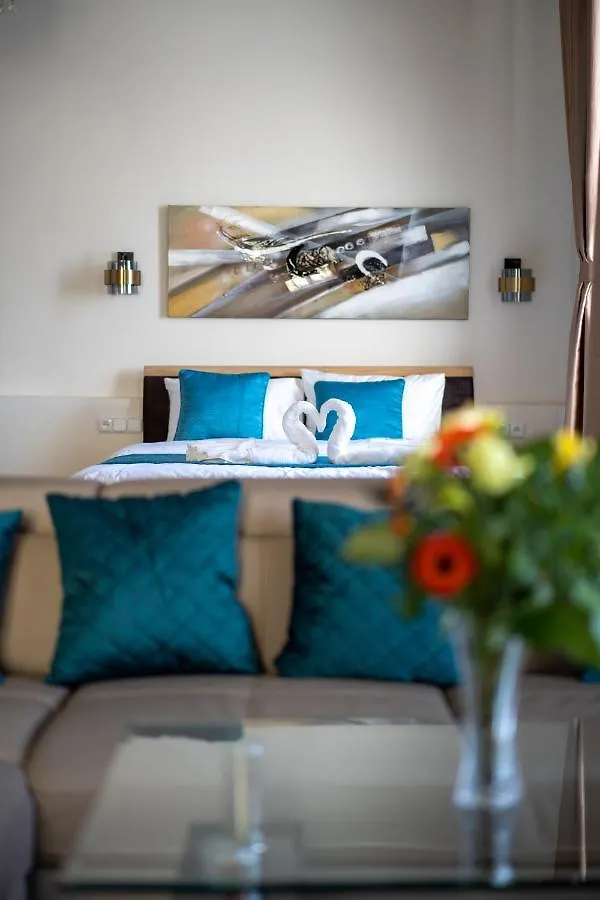 Exclusive Apartment With A View Of Prague Castle And Vltava River