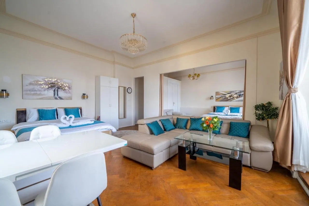 Exclusive Apartment With A View Of Prague Castle And Vltava River